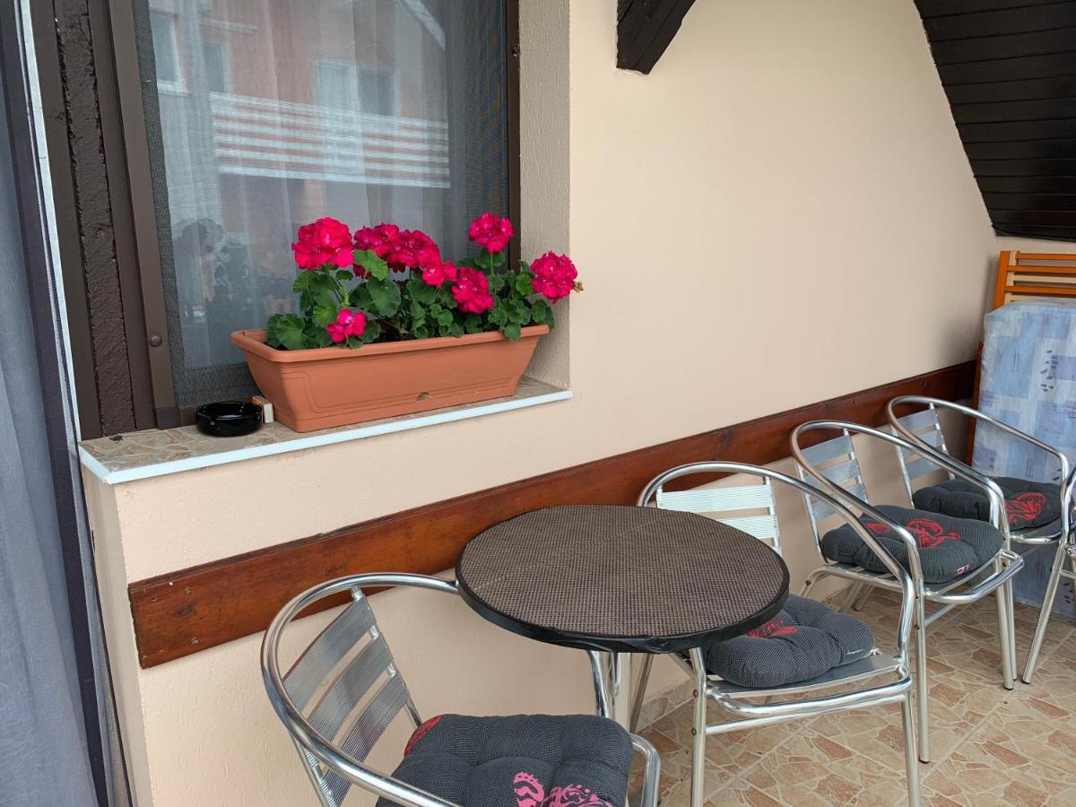 Nagcsaládos Rózsa Apartman Balatonlelle Exterior foto