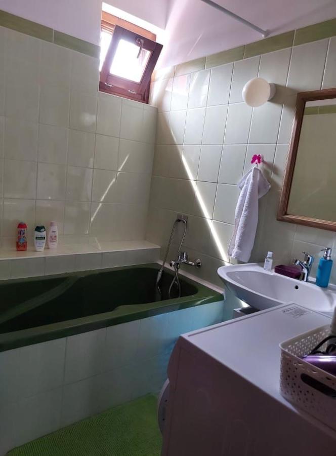 Nagcsaládos Rózsa Apartman Balatonlelle Exterior foto