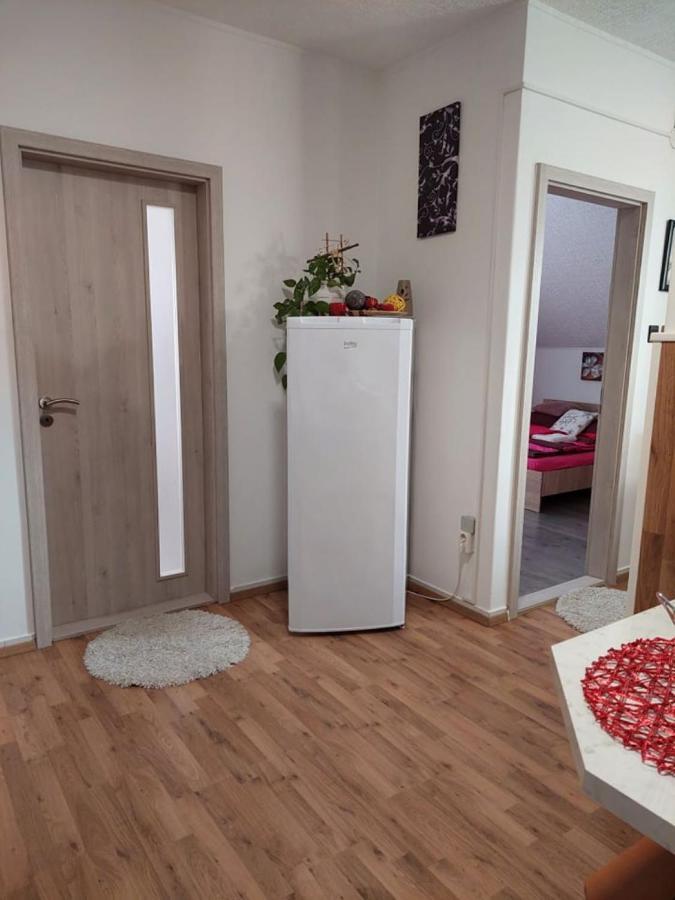 Nagcsaládos Rózsa Apartman Balatonlelle Exterior foto